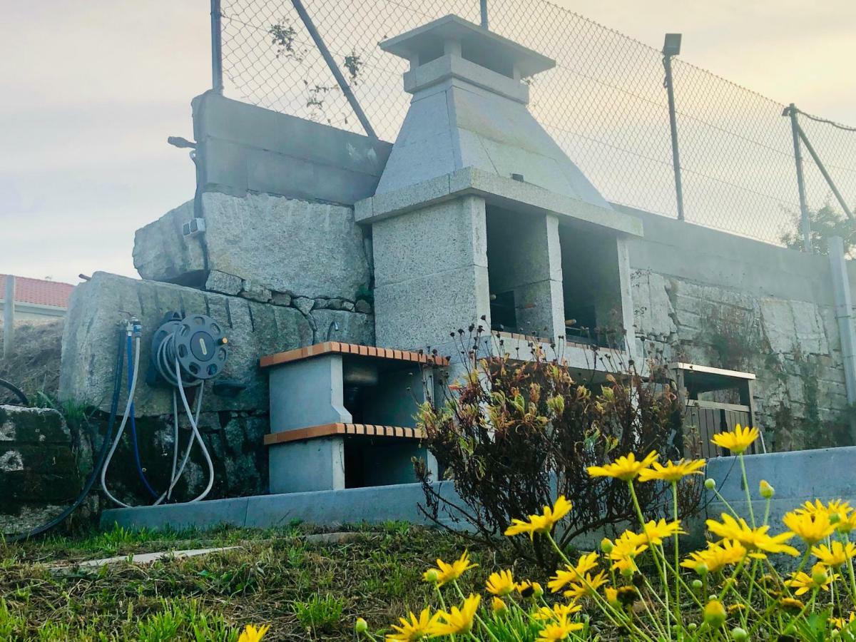 Casa Con Jardin Al Lado De Playa Hio Villa Vilanova  Bagian luar foto